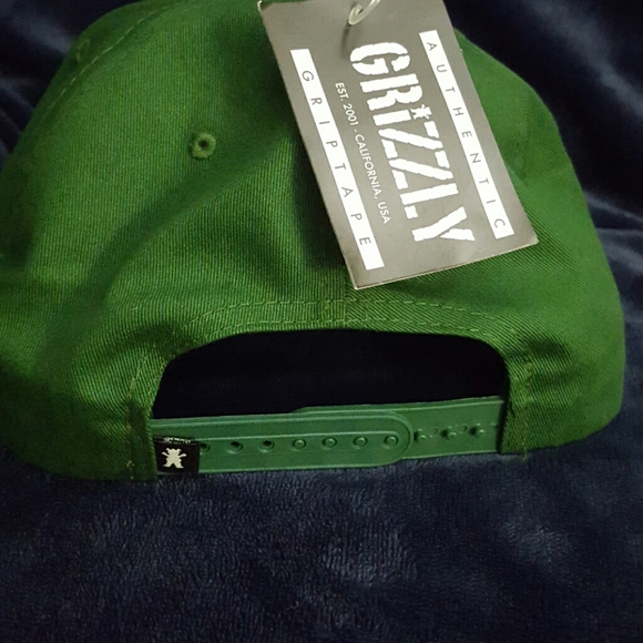 NWT GRIZZLY GRIP TAPE BEAR HAT - Picture 4 of 5